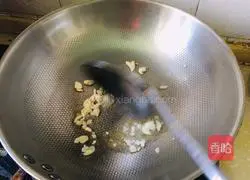 Illustration of how to make fried snow peas 4