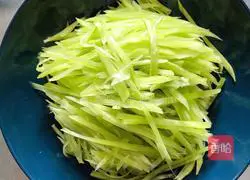 Illustration of how to make Cordyceps and green bamboo shoots 2