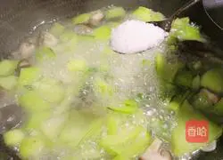 Illustration of how to stir-fry shiitake mushrooms and sea greens 11