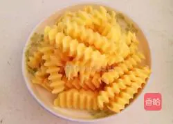 Illustration of how to make spicy potato sticks 2