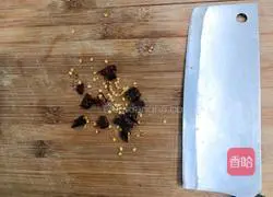 Illustration of how to stir-fry shredded radish 6