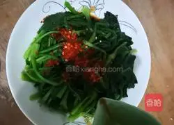 Illustration of how to make spicy garlic spinach 7