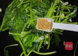 Illustration of how to make stir-fried emperor dishes 5