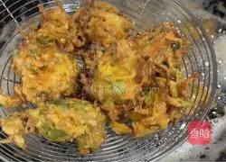 Illustration of how to make carrot croquettes 9