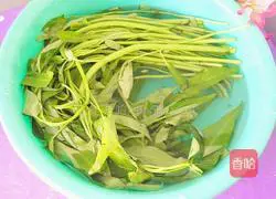 Stir-fried water spinach Illustration of how to do it 2