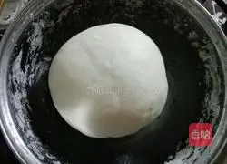 Illustration of how to make bean paste buns 5