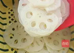 Illustration of how to make osmanthus and lotus root slices 4