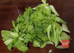 Illustration of how to make garlic mustard 2