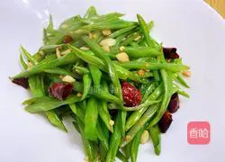 Explosion Stir-fried sword beans - a super delicious quick dish recipe 7