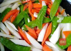 Illustration of how to stir-fry iron yam 5