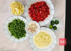 Illustration of homemade cold chicken feet 5