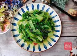 Illustration of how to make garlic lettuce 11