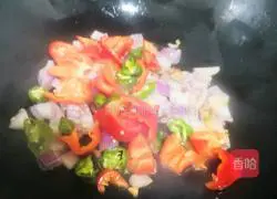 Illustration of how to make hand-shred cabbage 3