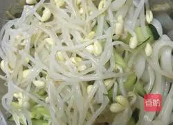Illustration of how to make cold vermicelli 3