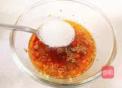 Illustration of how to make cold fungus, cucumber and yuba 10