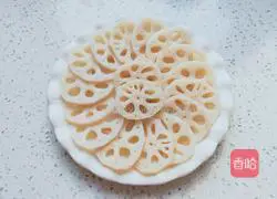 Illustration of how to make steamed lotus root slices 8