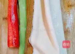 Illustration of how to make cold stir-fried Qian Zhang 1