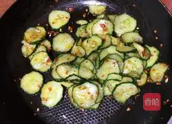 Illustration of how to make crispy fried cucumbers 9