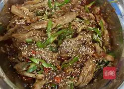 Illustration of how to make boneless chicken feet 5