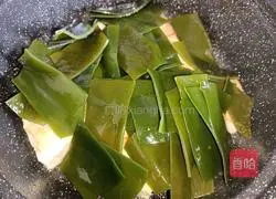  Illustration of how to make kelp stewed tofu 5