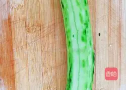 Illustration of how to make cucumber mixed with fungus 2
