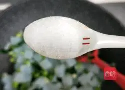 Illustration of how to make stir-fried jelly 8