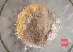 Illustration of making coarse grain steamed buns 2