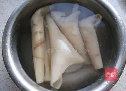 Illustration of how to make crystal pig skin jelly 3