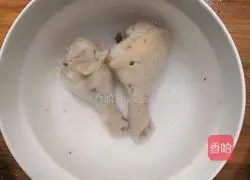 Lemon Shredded Chicken Illustration 7