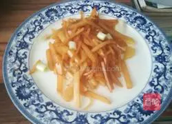 Illustration of how to make stir-fried shredded potatoes 7