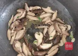 Illustration of how to make oyster sauce, mushrooms and rapeseed 6