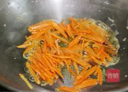 Illustration of how to make vegetarian fried silk 8