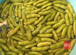 Illustration of how to make spicy edamame 1