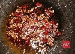 Illustration of how to make cold kelp shreds 5