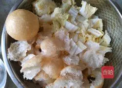 Illustration of how to make vinegar-braised cabbage 1