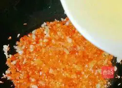 Illustration of how to make enoki mushrooms with chopped pepper 9