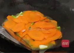 Illustration of how to stir-fry carrots 4