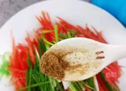 Illustration of how to make stir-fried carrots 9