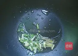 Illustration of how to make stir-fried shredded potatoes 3