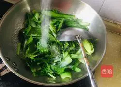 Illustration of how to make garlic spring vegetables 5