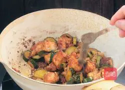 Illustration of how to make cucumber-roasted tofu 10