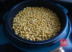 Illustration of how to make soybeans with soy sauce 3