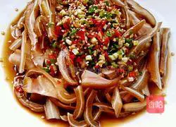 Illustration of how to make cold ear silk 6