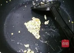 Illustration of how to make stir-fried lotus root 3