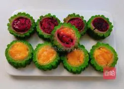 Illustration of how to make bitter melon stuffed with fruits 9