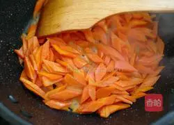 Illustration of how to make fried carrots 10