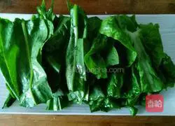 Illustration of how to make cold lettuce leaves 3