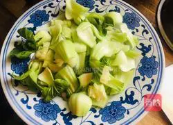 Illustration of how to make oyster sauce, mushrooms and rapeseed 1