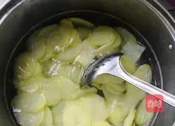 Illustration of how to make fried potato slices 5