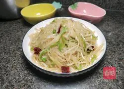 Illustration of Homemade Stir-fried Potato Shreds 12